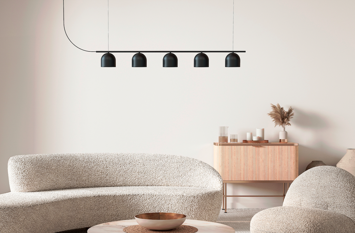 Czarna, podłużna lampa wisząca Rio 5 na listwie od Robin