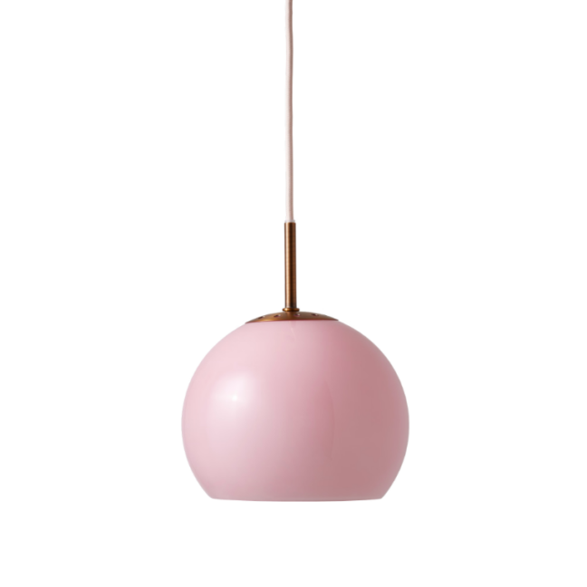 Różowa wisząca lampa szklana Ball Glass z mosiężnym mocowaniem