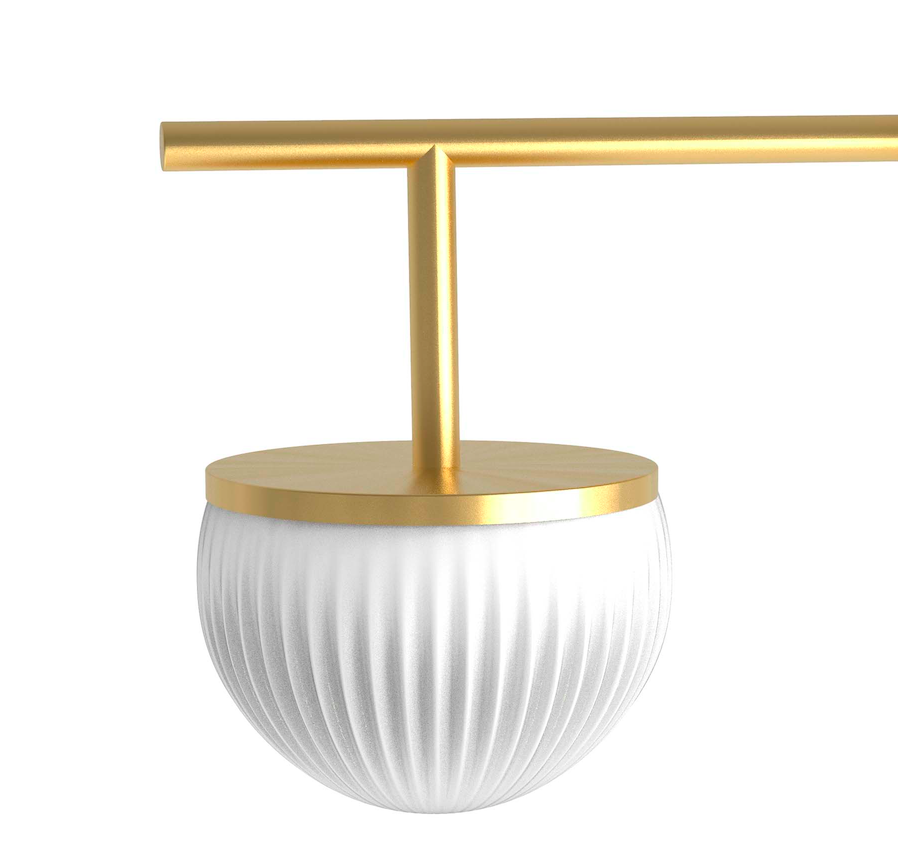 Złoty kinkiet Roi Arm z opalowym kloszem Robin