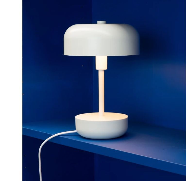 Biała lampka Haipot marki Dyberg Larsen na szafkę