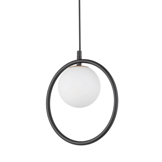 czarna-lampa-wiszaca-z-kolem-i-kula-aurika-nad-stolik