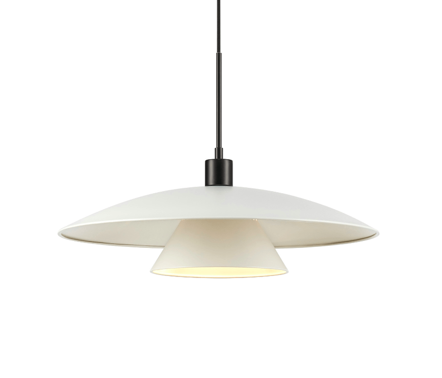 Duża, płaska, nordycka lampa wisząca Millinge 50 w białym kolorze