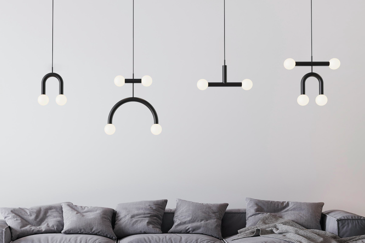 Elegancka lampa sufitowa Rigoberta Duo Curved z czterema białymi kloszami w kształcie kul