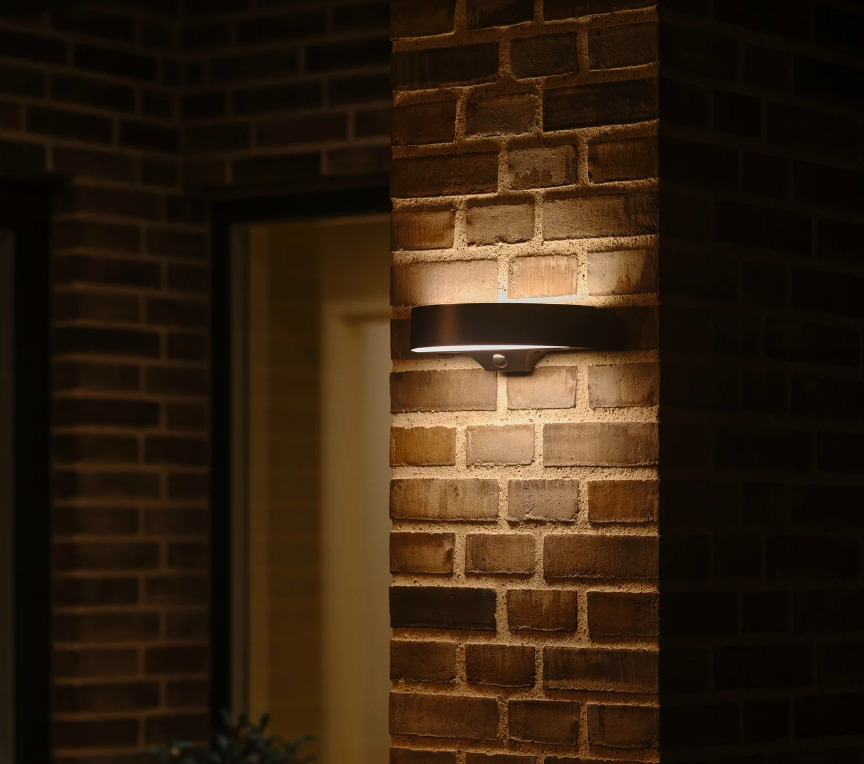 Kinkiet solarny Monay Round z czujnikiem ruchu, odporność IP44