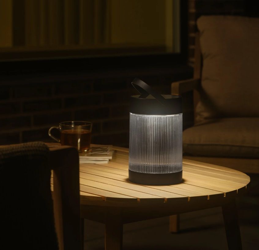 Solarna lampka tarasowa Coupar, odporna na warunki atmosferyczne (IP44), zasilana bateriami