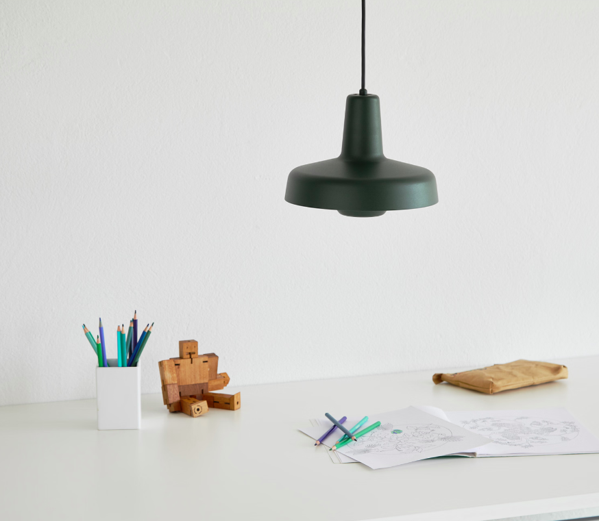 Zielona wisząca lampa Arigato II od Grupa Products