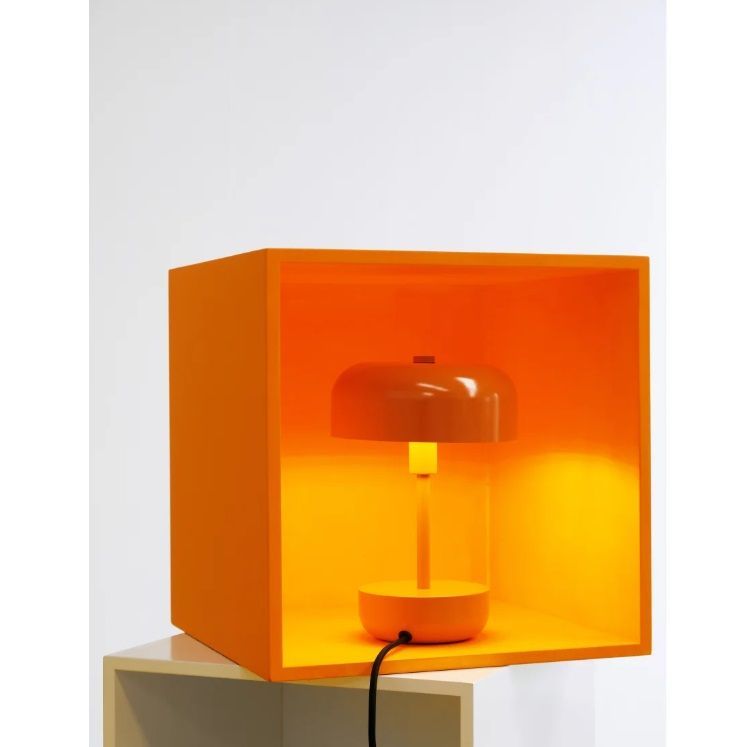 Nowoczesna dziecięca lampka nocna Haipot w kolorze pomarańczowym