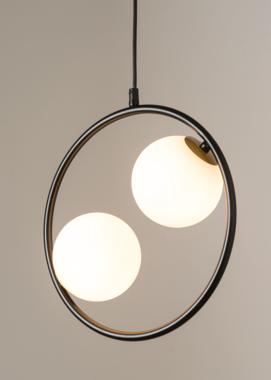 Ozdobna lampa wisząca Aurika 2 - koło z dwoma kulami