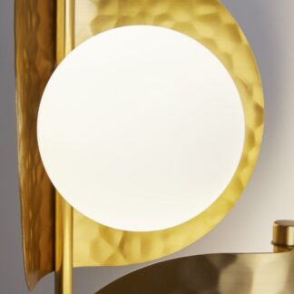 promocja-zloty-kinkiet-tropic-do-sypialni-satynowy-mosiadz-prawy