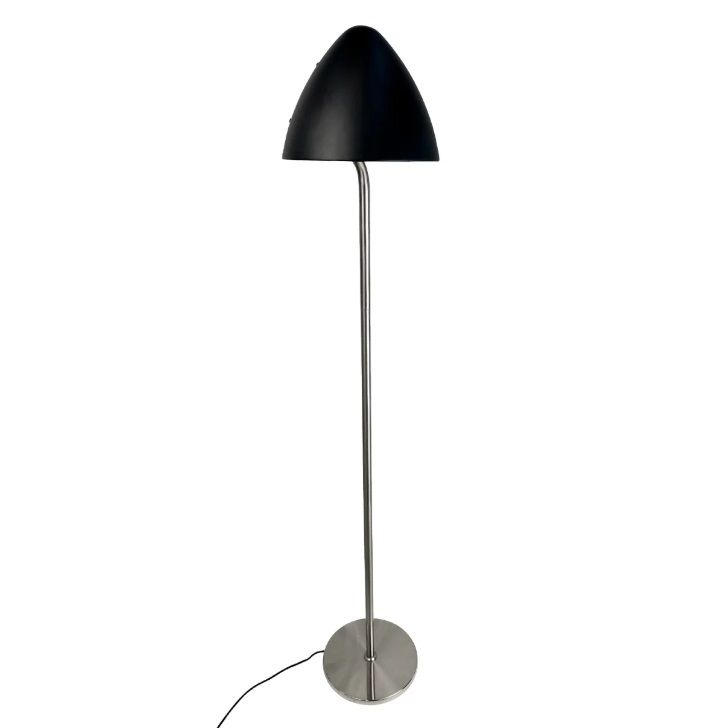 Regulowany srebrno-czarny stojący model lampy Oulu