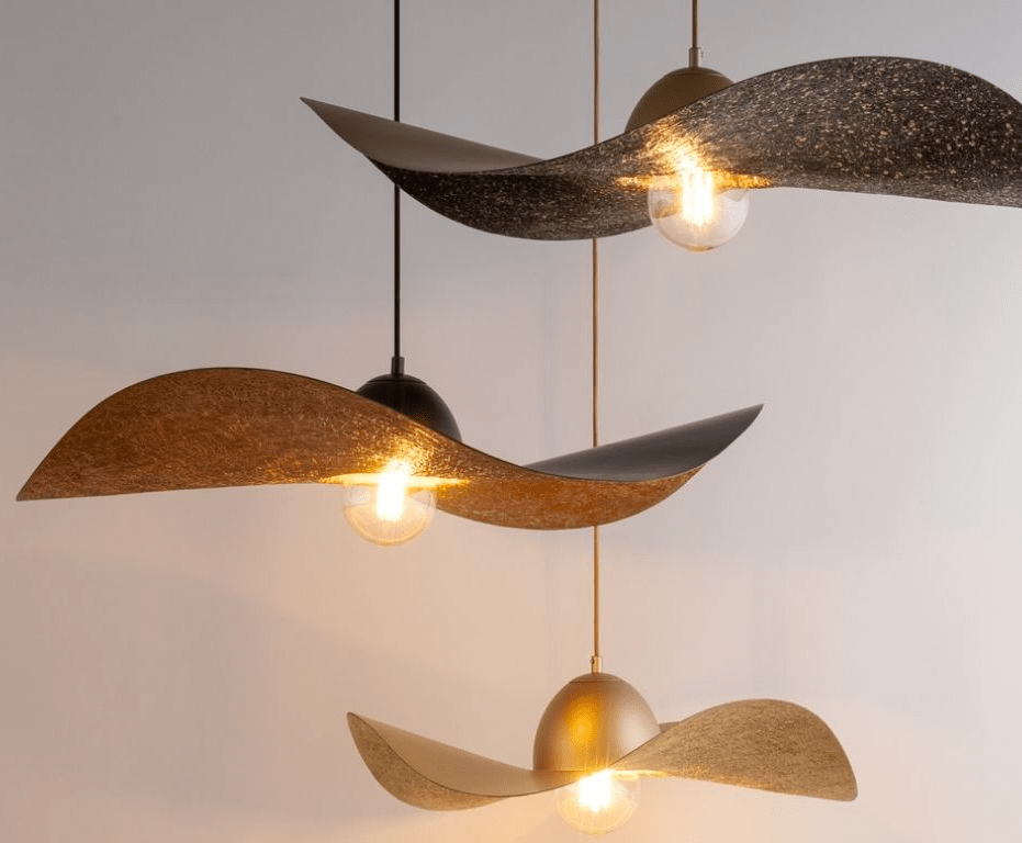 Szeroka biała lampa wisząca Viora 76 cm - złoty spód