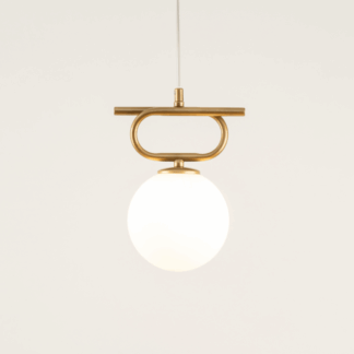 zlota-lampa-dekoracyjna-celesta-szklany-klosz