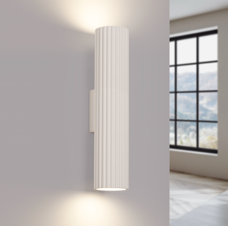 Beżowy kinkiet Karbon w formie pionowej tuby