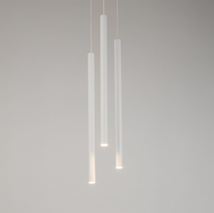 Biała, 3-punktowa lampa wisząca Filora z tubami