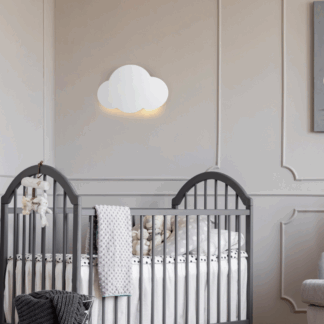 Biała lampa ścienna w kształcie chmurki do pokoju dziecięcego