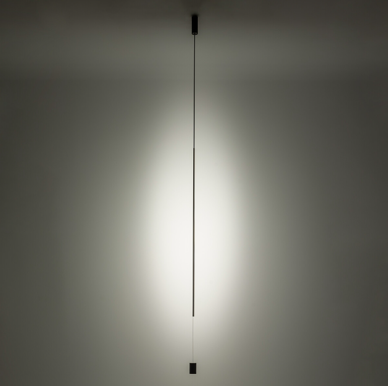 Smukła lampa wisząca Vertic LED z bocznym oświetleniem