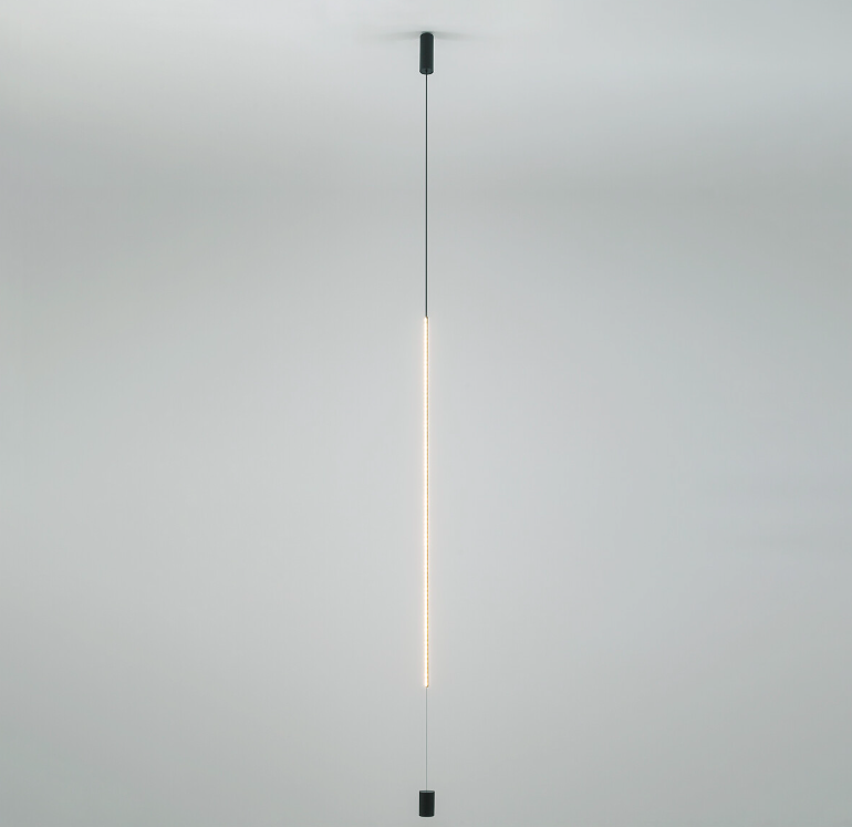 Smukła lampa wisząca Vertic LED z bocznym oświetleniem