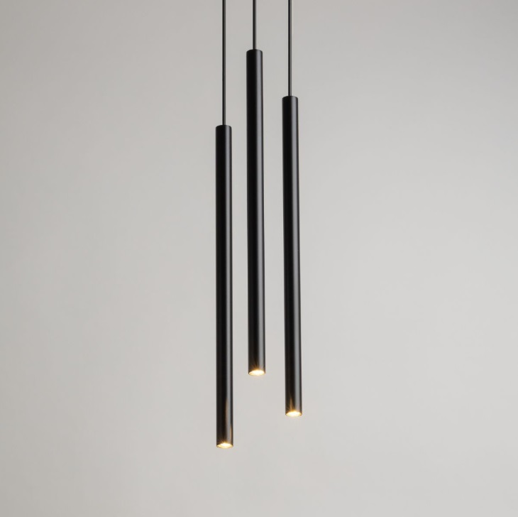 Czarna, wisząca lampa Filora z trzema punktami światła