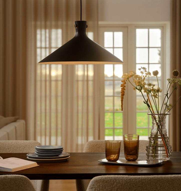 Czarna wisząca lampa Dorina 45 w stylu japandi – stożkowy kształt