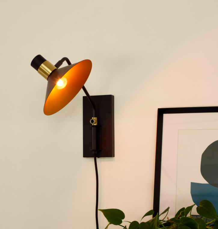 Ścienny kinkiet Pepjin z regulacją i ozdobnym kablem