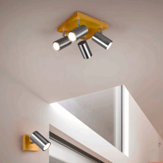 Drewniany plafon Marley 4 z srebrnymi reflektorami do korytarza