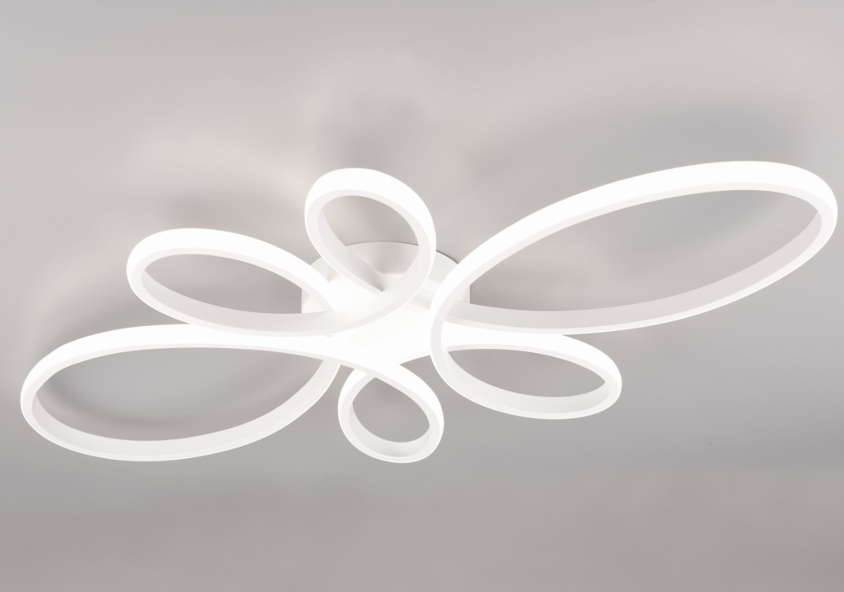 Duża biała sufitowa lampa LED FLY 32W o spiralnym kształcie