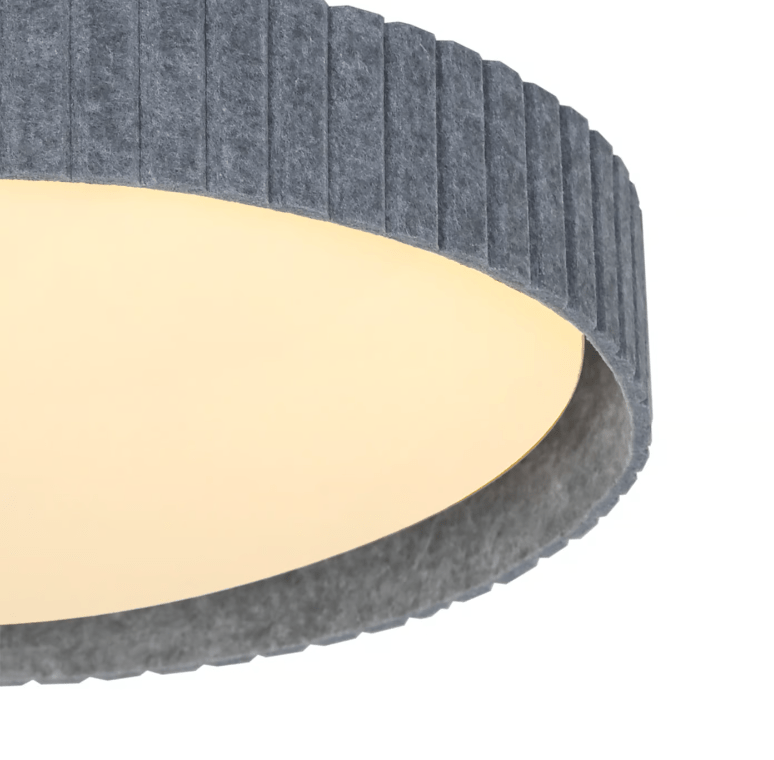 Szary plafon filcowy Corato 50 o dużych rozmiarach do sypialni