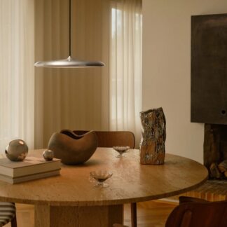 Stylowa lampa sufitowa Artist 40 od DFTP w wykończeniu ze stali nierdzewnej