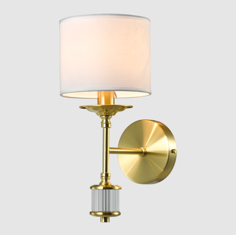 Elegancki złoty kinkiet Sutton z kryształowego szkła i abażurem