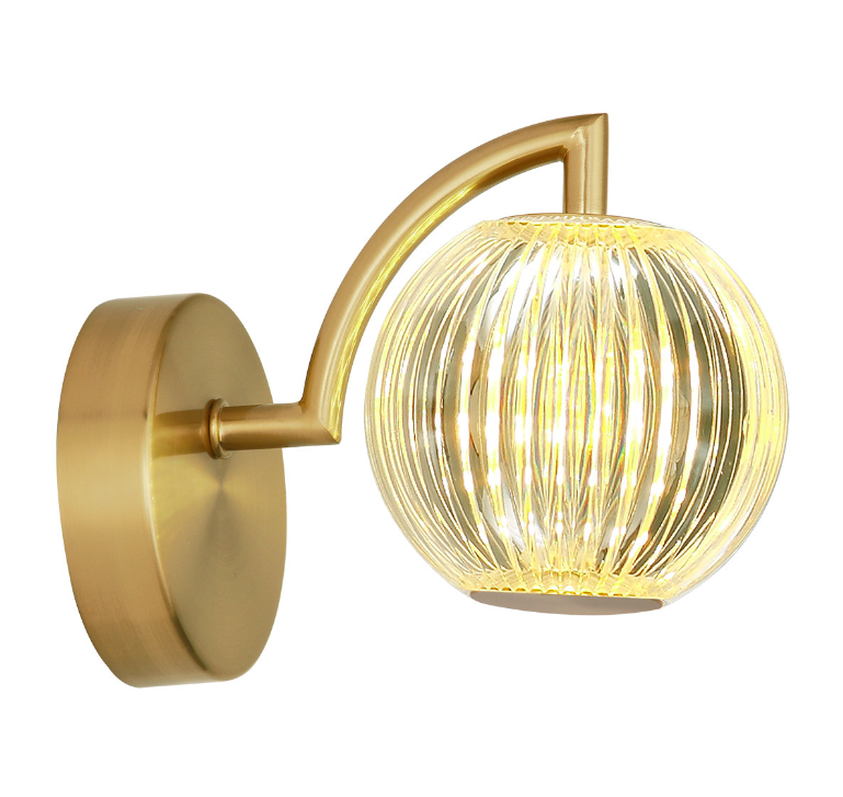 Złoty kinkiet Brillant w stylu art deco z LED CCT