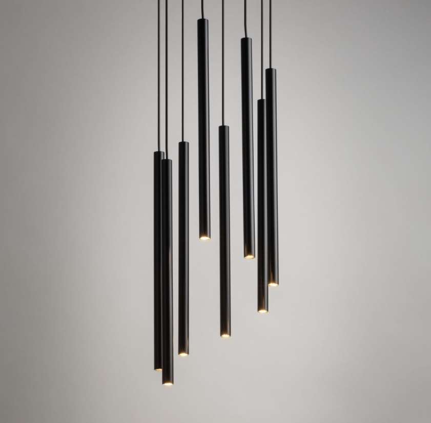 Wisząca lampa sufitowa Filora 8 z eleganckimi, smukłymi tubami