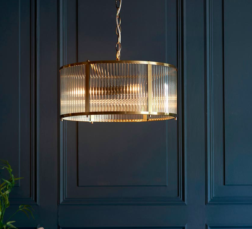 Wisząca lampa sufitowa Ridgeton 45 z żebrowanym szklanym abażurem