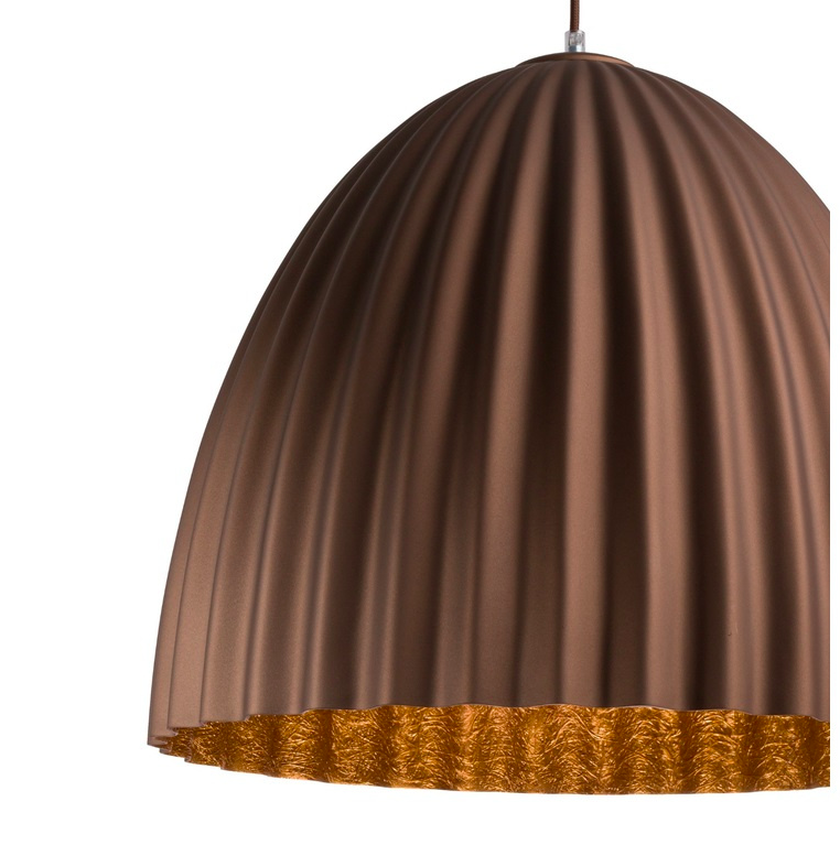 Wisząca brązowa lampa Faselia z efektownym pofalowanym kloszem idealna do jadalni