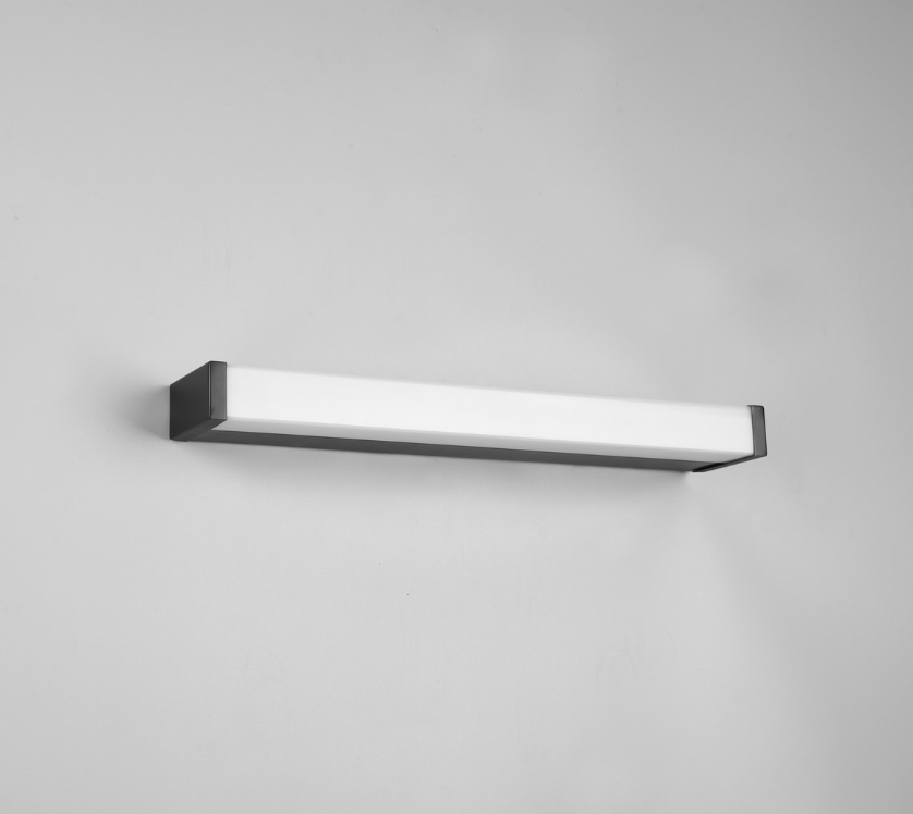 Czarny kinkiet łazienkowy Fabio LED 42 cm o klasie szczelności IP44