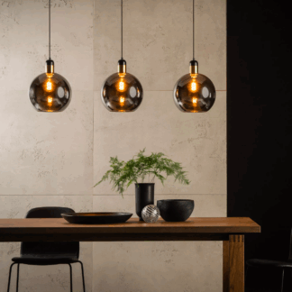 Lampa wisząca Julius 3 z nowoczesnymi dymionymi kloszami