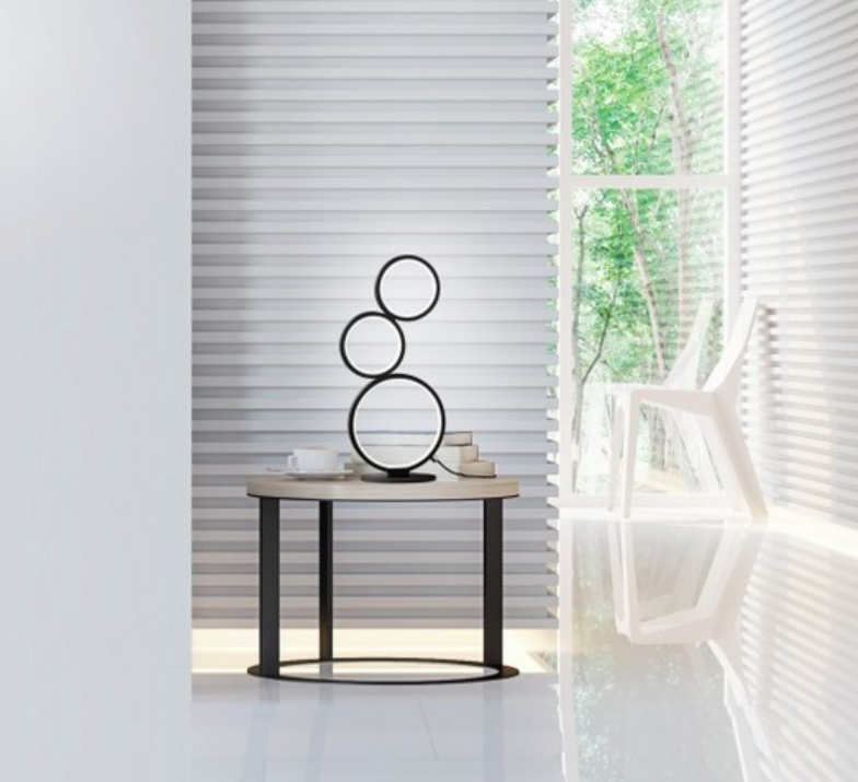 Nowoczesna czarna lampka nocna Rondo z trzema pierścieniami LED