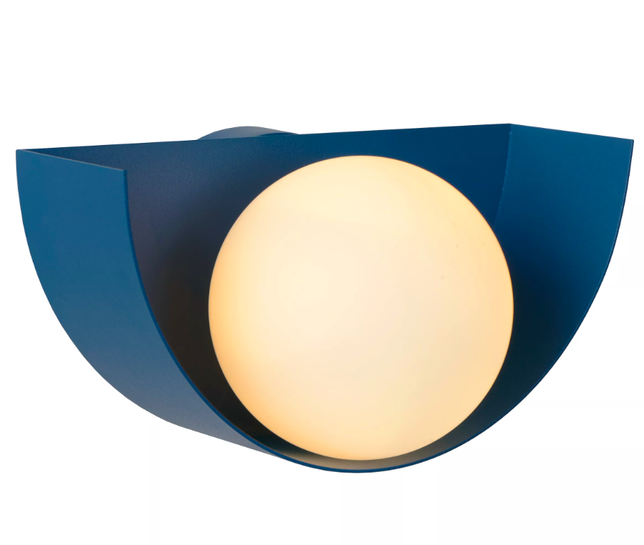 Kinkiet Benni w nowoczesnym stylu z niebieską szklaną kulą do salonu