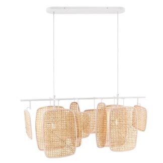 Lampa wisząca Boho Bali w stylu naturalnym z serią prostokątnych rattanowych kloszy na białej metalowej konstrukcji.