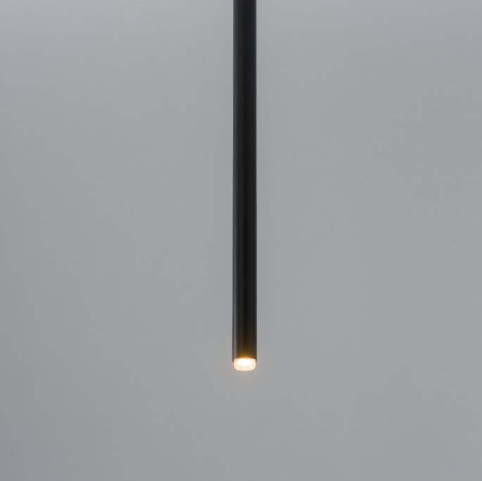 Czarna, wisząca lampa Filora z trzema punktami światła