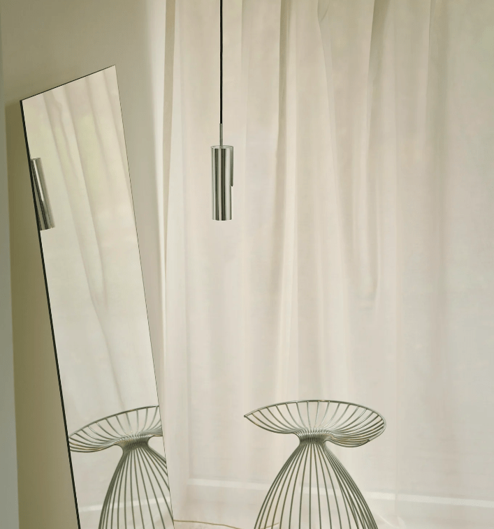 Srebrna, regulowana lampa wisząca MIB 6 w kształcie tuby