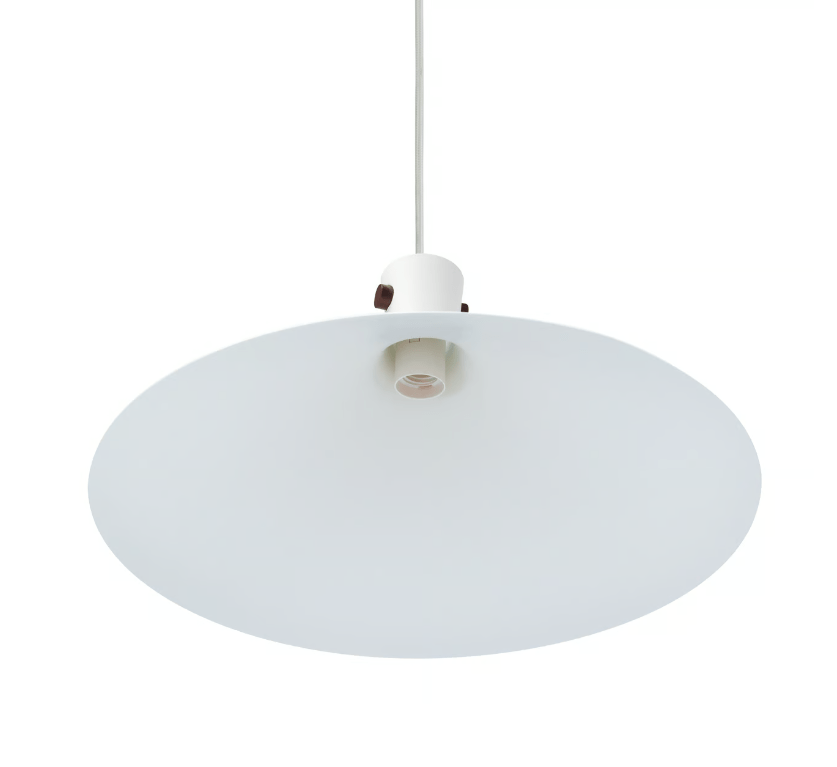 Stożkowa lampa wisząca Dorina 45 w stylu japandi z drewnianym mocowaniem