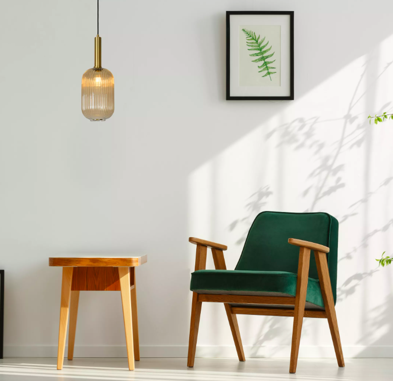 Maloto 20 – wisząca lampa w kolorze złoto-bursztynowym z ryflowanym wykończeniem