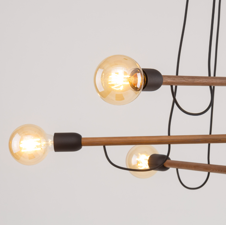 Drewniana lampa sufitowa Helix Wood 6 – idealna do wnętrz w stylu loft i industrialnym