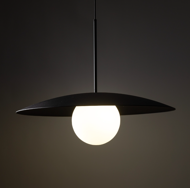 Nowoczesna czarna lampa wisząca Sabia o średnicy 65 cm