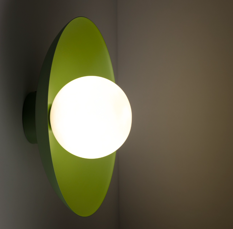 Ozdobny zielony kinkiet Slate do salonu