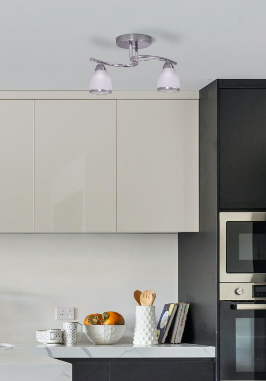 Srebrna lampa sufitowa Samira w klasycznym stylu do kuchni