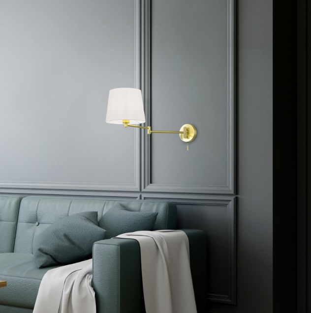 Złoty kinkiet Lyon z wysięgnikiem i białym abażurem