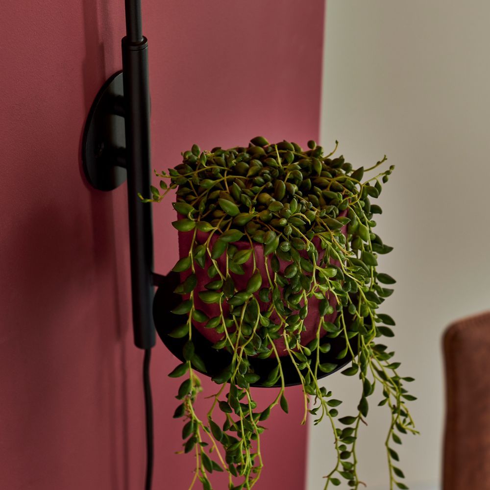 Gleam – stylowy kinkiet z praktyczną półką