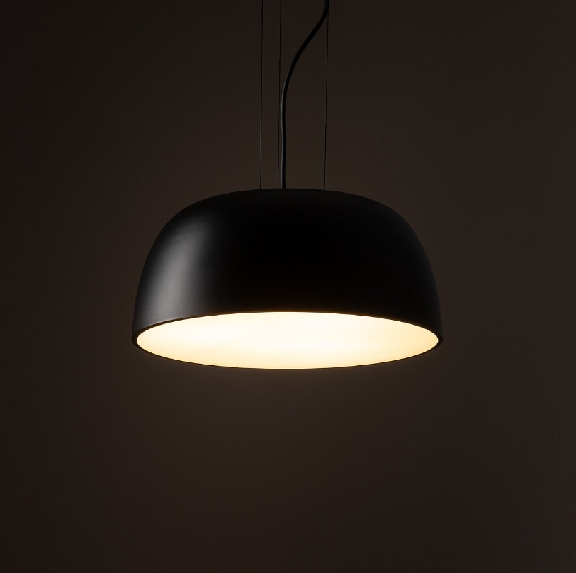 Lampa wisząca Satellite S w kolorze czarnym od Nowodvorski, idealna nad stół