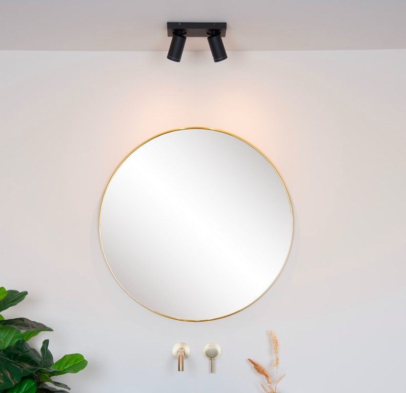 Czarna lampa punktowa Taylor 2 do łazienki z dwiema tubami i klasą szczelności IP44